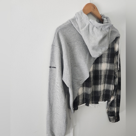 🔥 SOLD 🔥 Maniere De Voir Hoodie - Picture 7 of 9